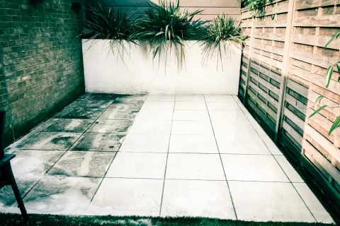 Pressure wash for deck or patio is recommended to keep your outdoor surfaces clean. VeigaClean can do it for you in Islington & London.