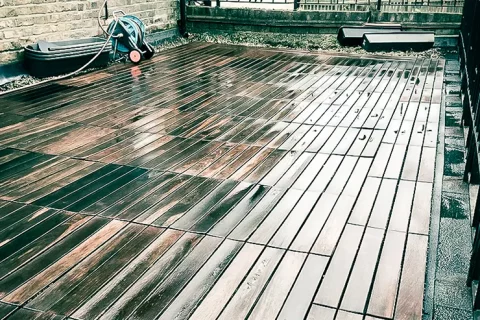 Pressure washing services for terrace in Islington, London